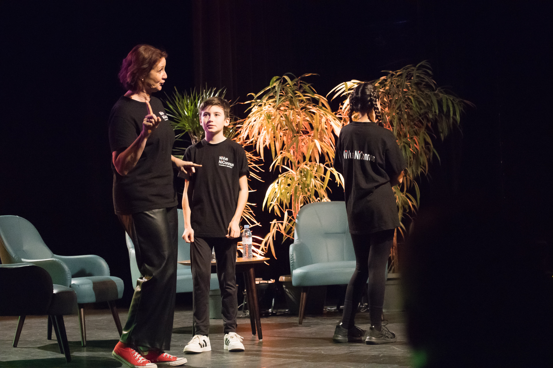 Sketch au colloque Géode sur les méfaits des punitions, théâtre de la Licorne, Cannes.