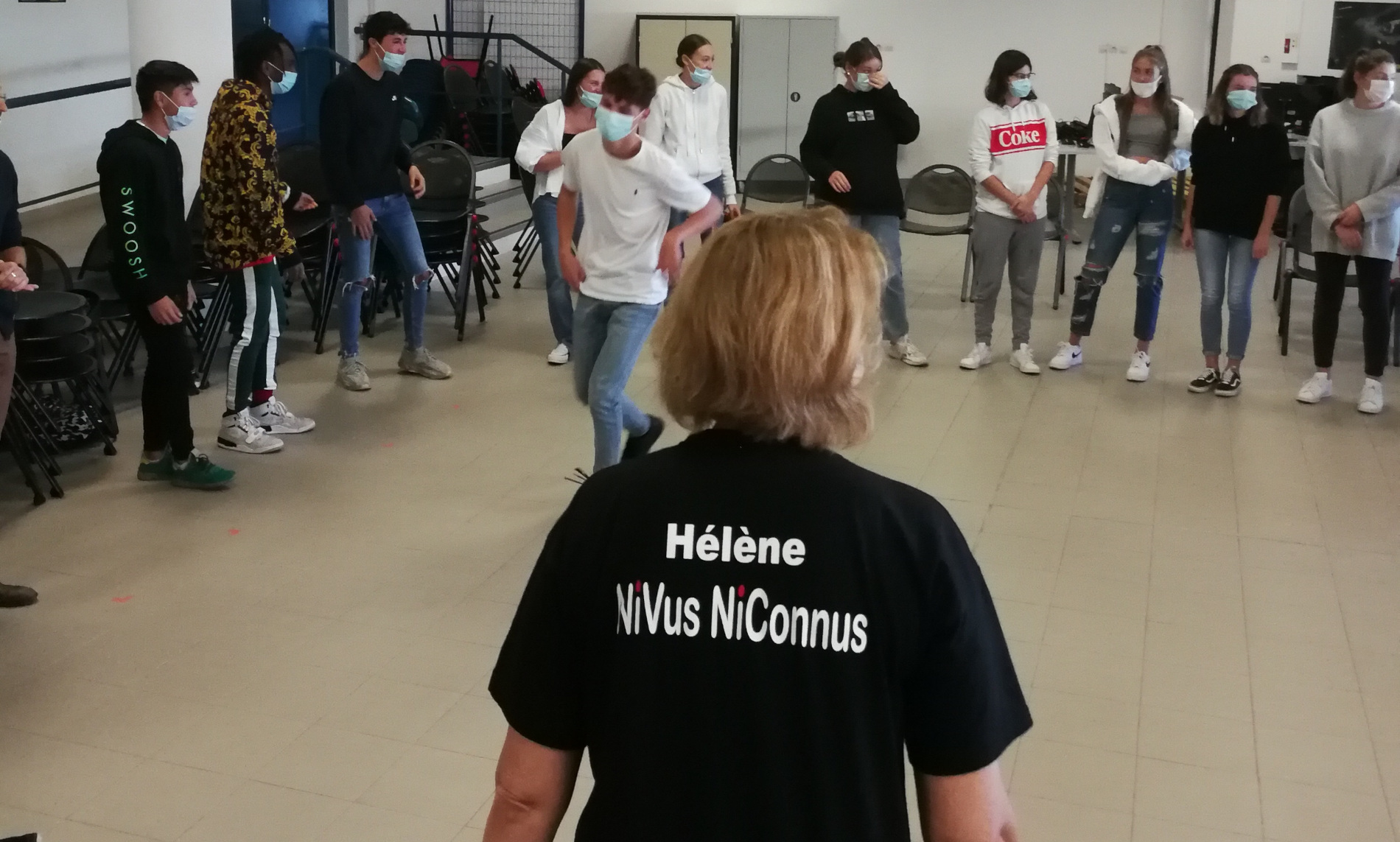 Le théâtre improvisé et interactif en milieu scolaire